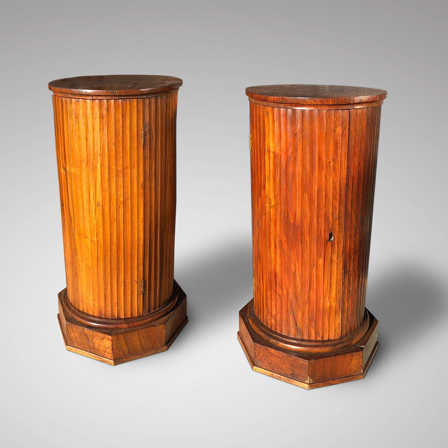 A PAIR OF EARLY 19TH CENTURY REEDED COLUMNS