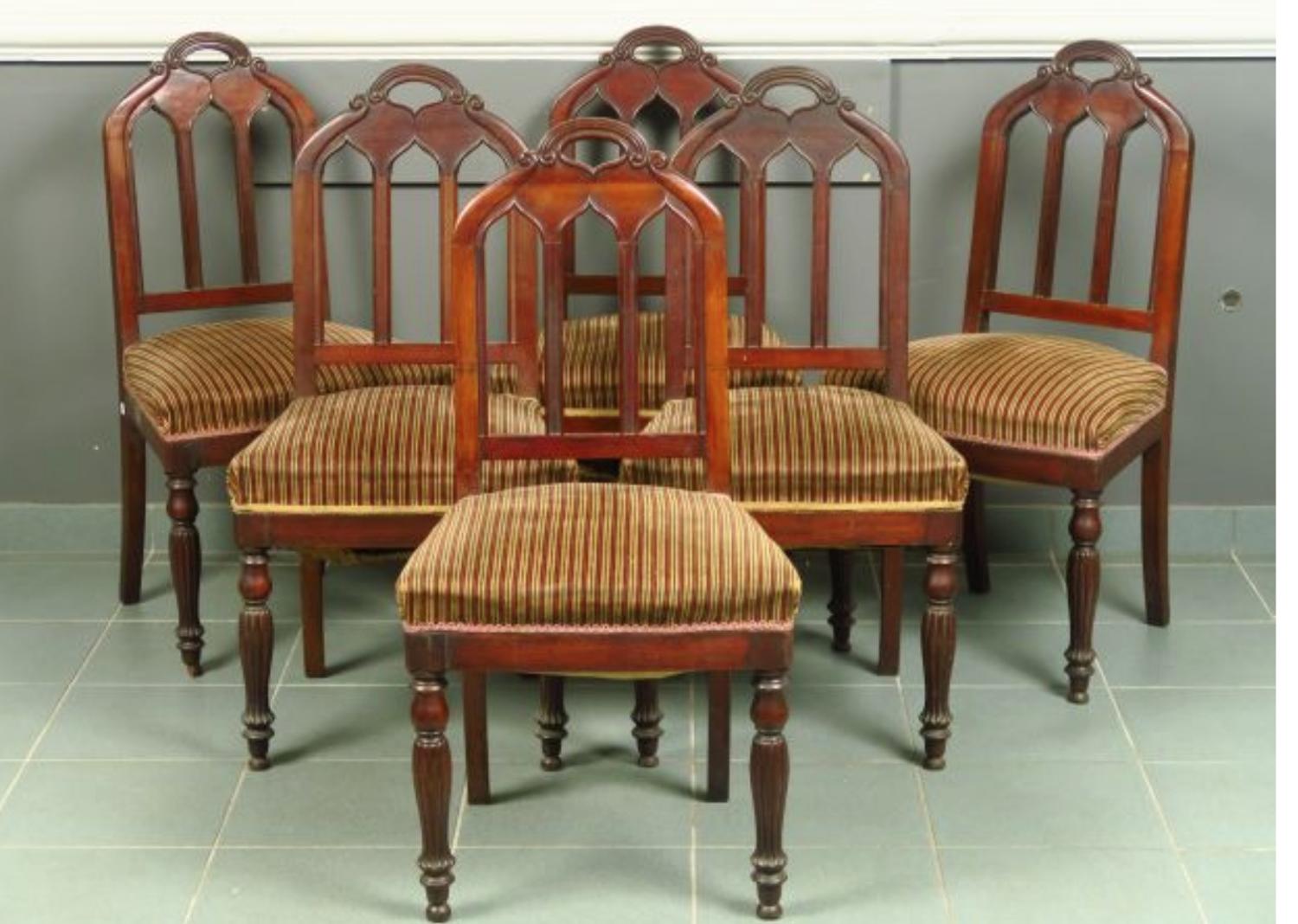 A SET OF 6 GOTHIC DINING CHAIRS