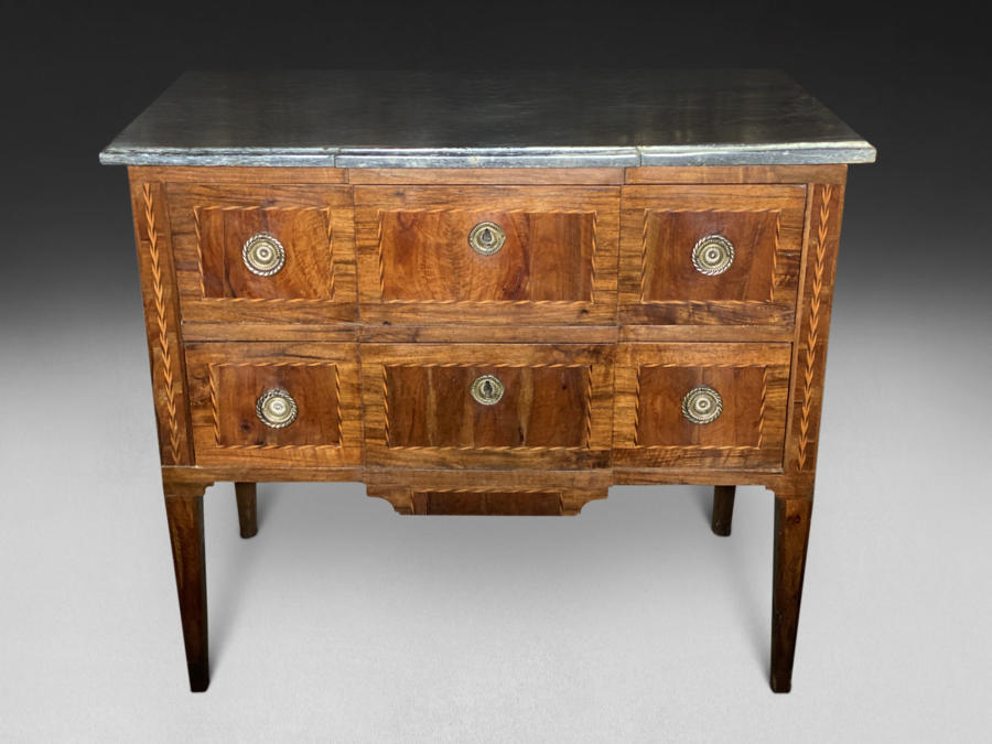 A PARQUETRY INLAID WALNUT COMMODE