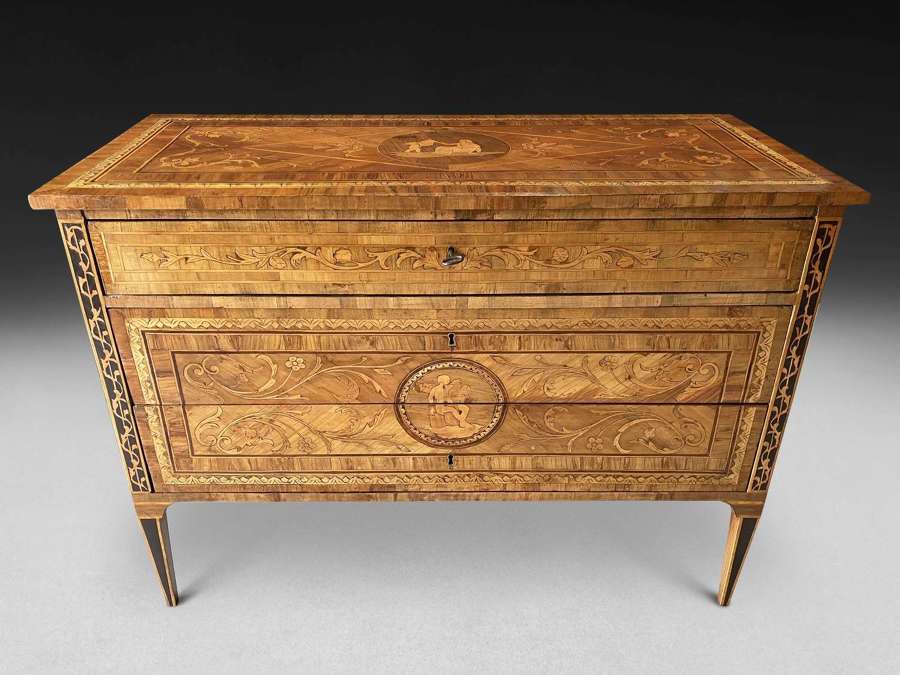 A GOOD MARQUETRY-INLAID COMMODE C 1780