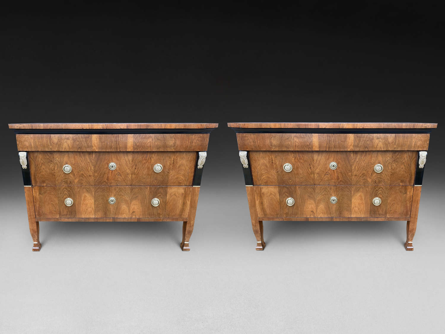 A PAIR OF WALNUT COMMODES ITALY C.1825